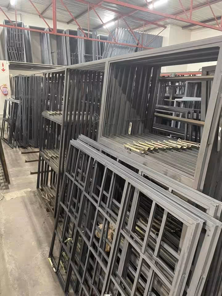 Top Shop Supplies - Hardware Products Supplier in Kuruman
